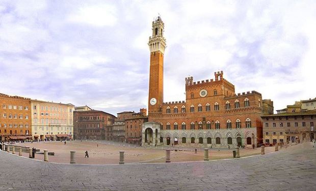 Siena - Piazza del Campo and Palazzo Pubblico
